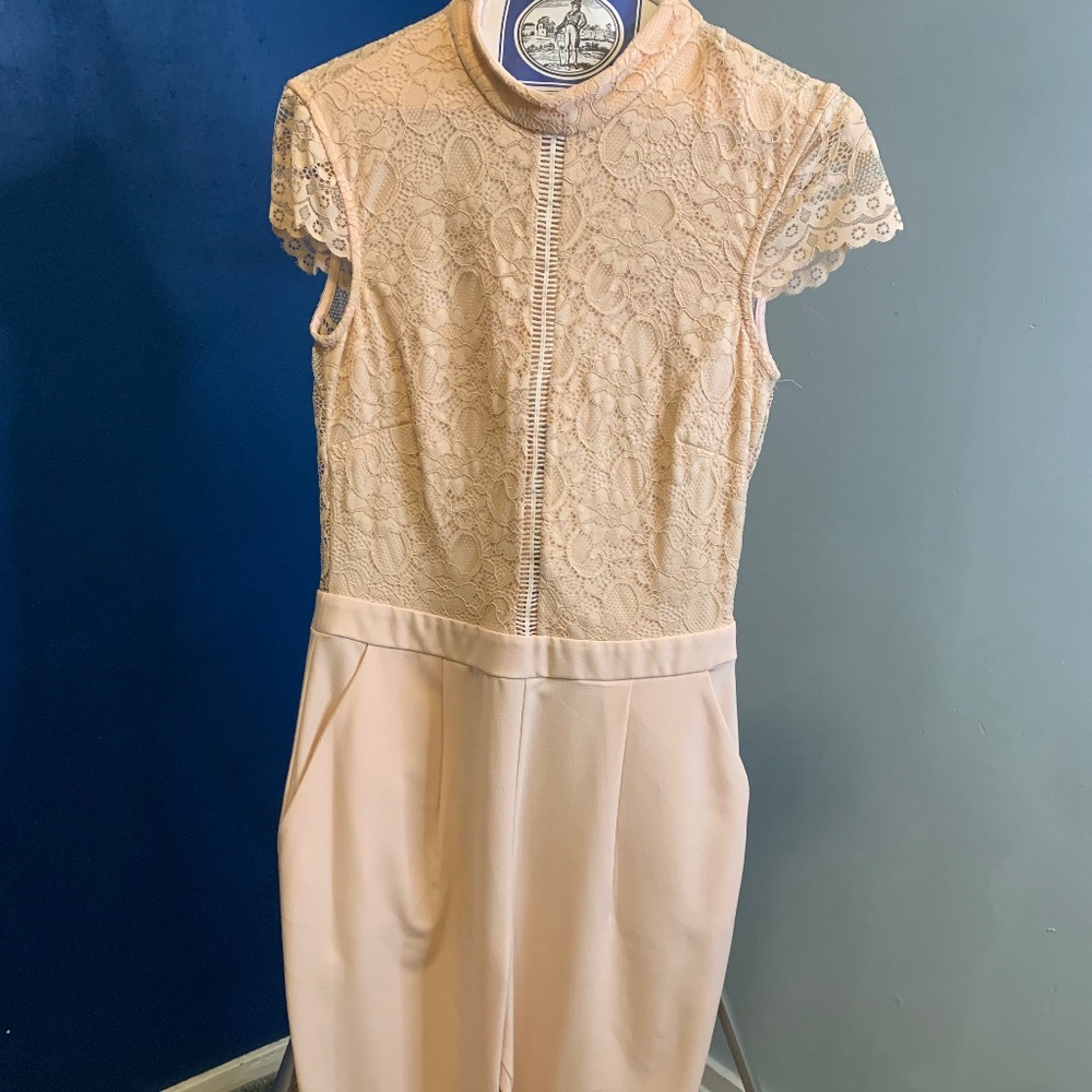 Cream-colored Cap sleeve lace top jumpsuit
